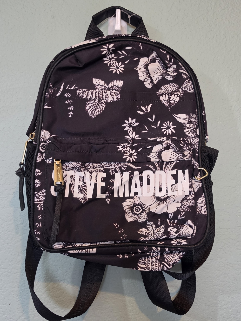 Steve Madden Floral Backpack Bag Adjustable Straps Black White Gold Hardware